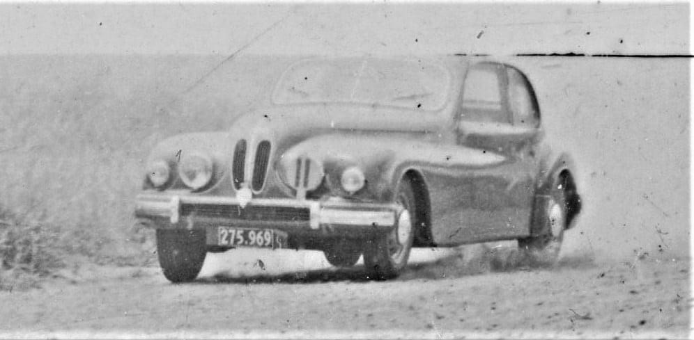 Photo posted to a New Zealand historic motor racing page. Said to be a 401 competing at a hill climb at Muriwai, near Auckland, in the early 1950s