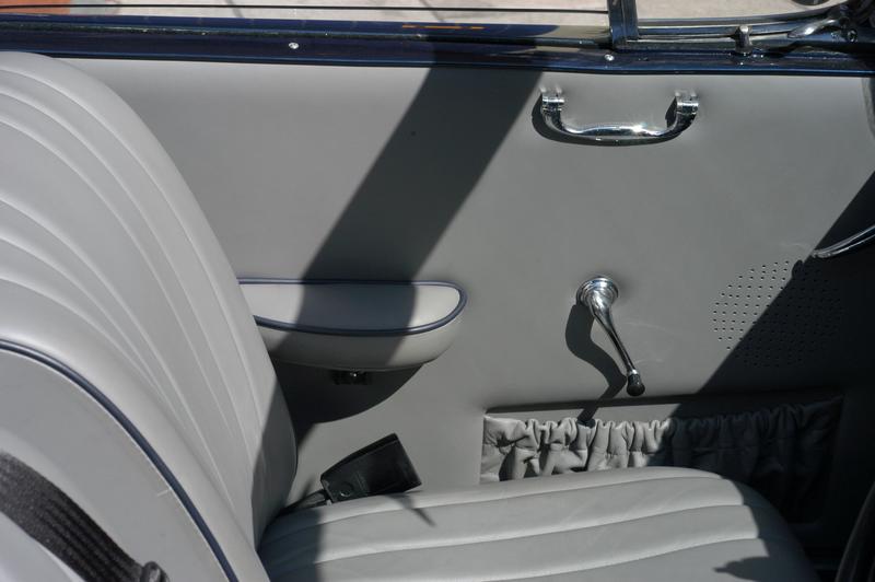 405 drophead interior door panel view