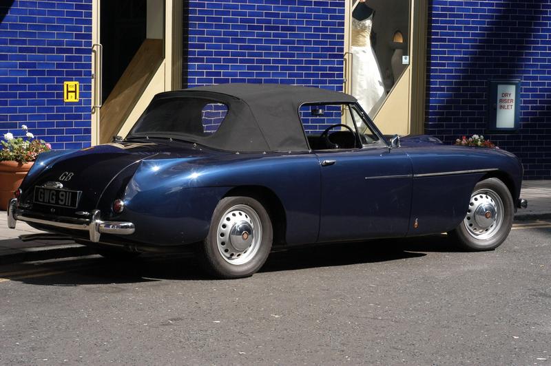 405 drophead with roof up